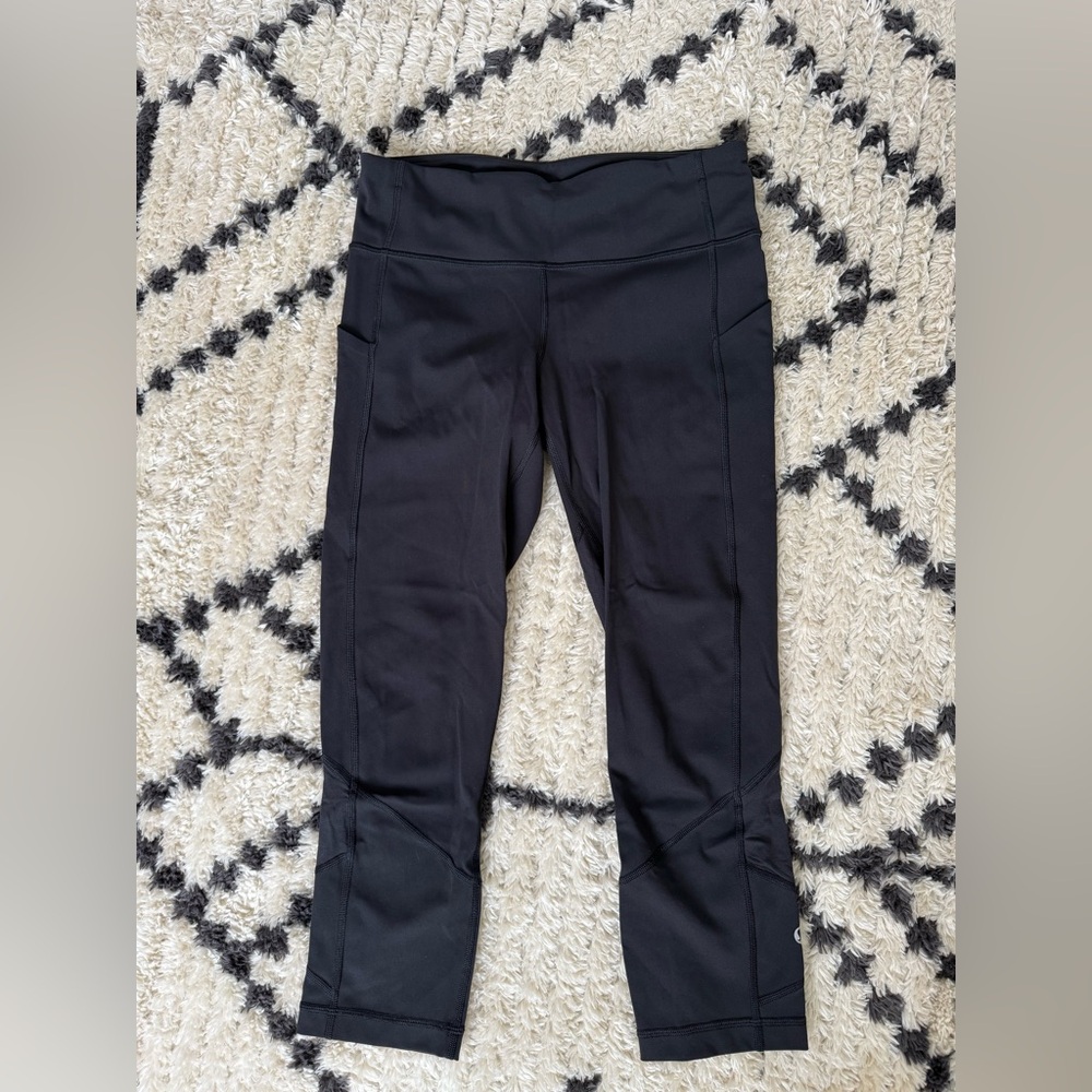 lululemon athletica Black Leggings with Side Pockets 23” (cropped)